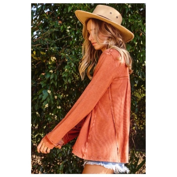 โ๐ผ #1380 Fun Rusty Ruched Stone Washed V Neck Long Sleeve Top - Picture 8 of 17